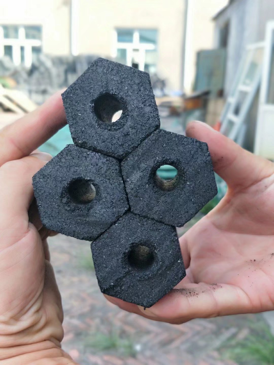 洁净环保烧烤炭